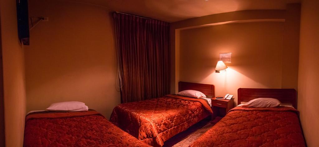 Ebony Hotel Huaraz  Exterior photo