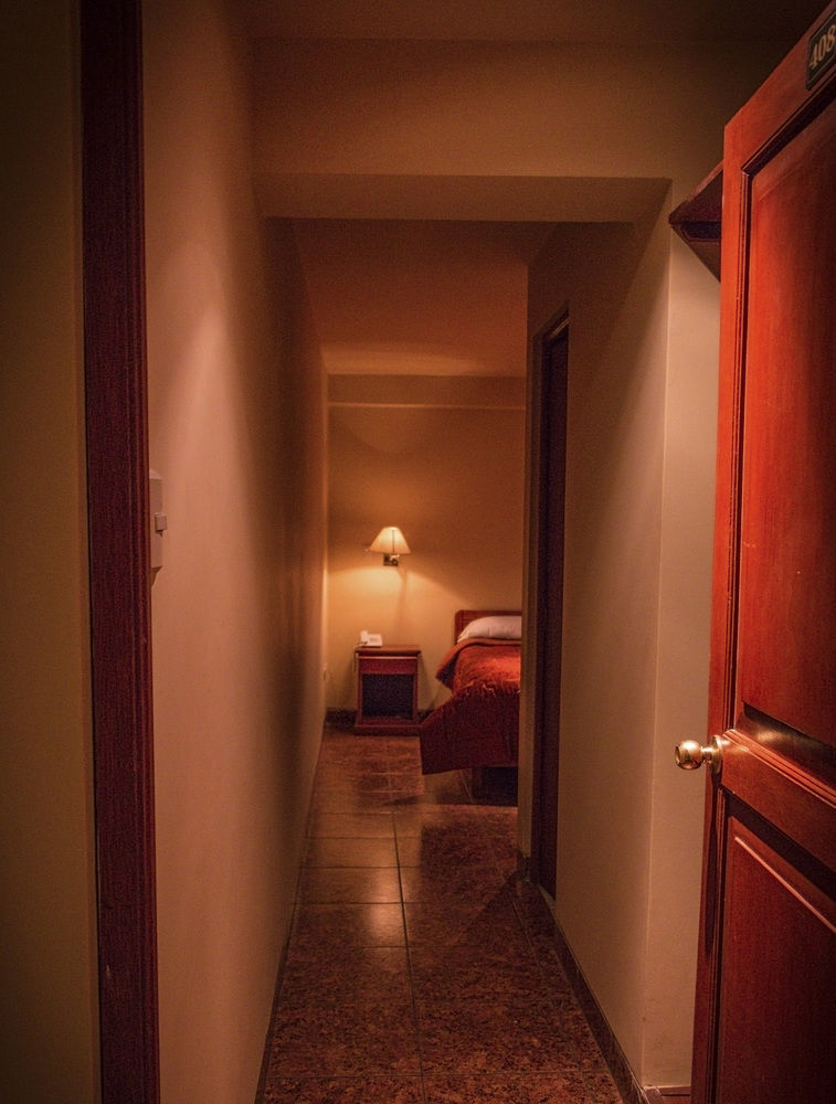 Ebony Hotel Huaraz  Exterior photo